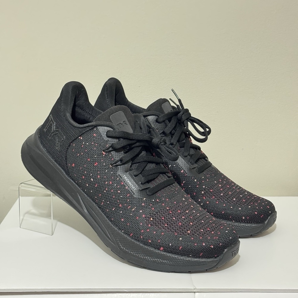 TYR Techknit RNR-1 Running Shoes Mens 9.5 W11 Black Pink Surgenernrg+ Athletic